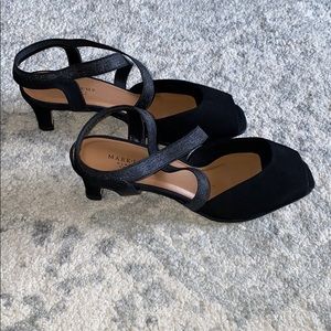 Walking Cradles Women's Boa